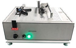 Máy cắt mẫu chuyên dụng cho chuẩn bị mẫu kim tương_DRK 200H